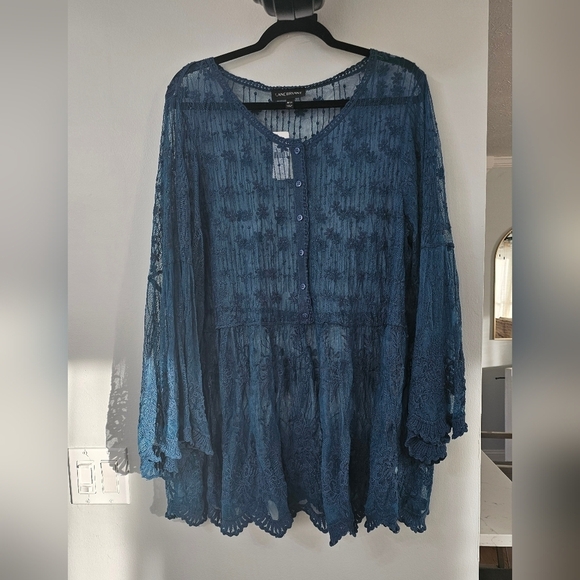 Lane Bryant Blue Bell Sleeve Relaxed Tunic - Picture 5 of 10